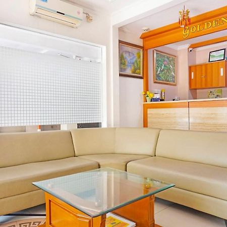 Collection O 91380 Golden Mansion Hotel Джакарта Екстериор снимка