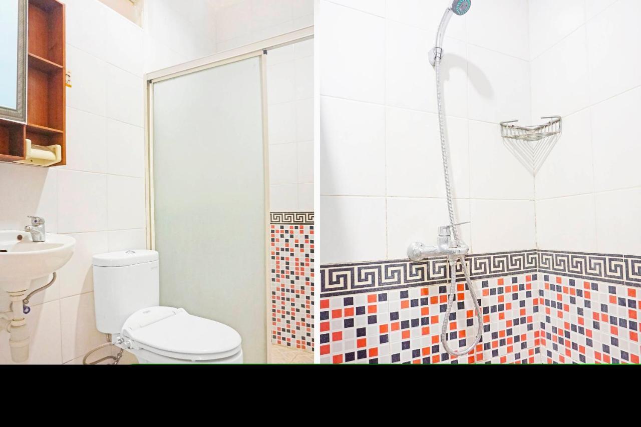 Collection O 91380 Golden Mansion Hotel Джакарта Екстериор снимка